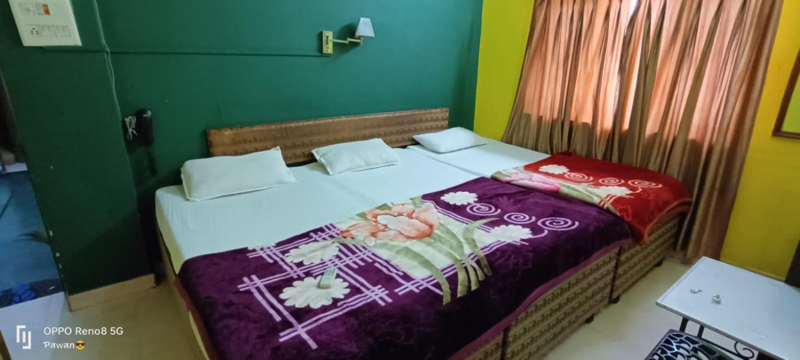Ganga Fuji Home Varanasi Exteriör bild