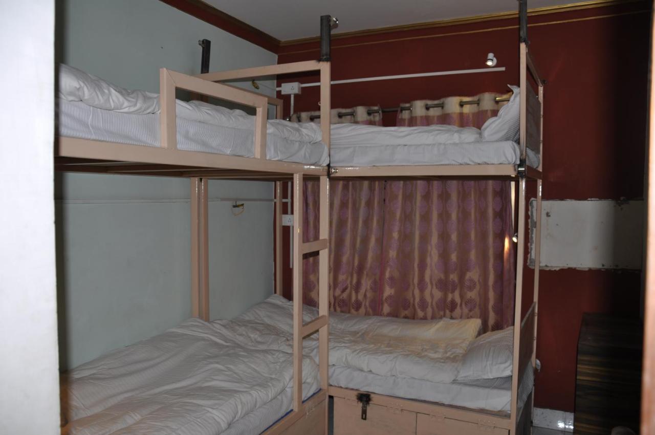 Ganga Fuji Home Varanasi Exteriör bild