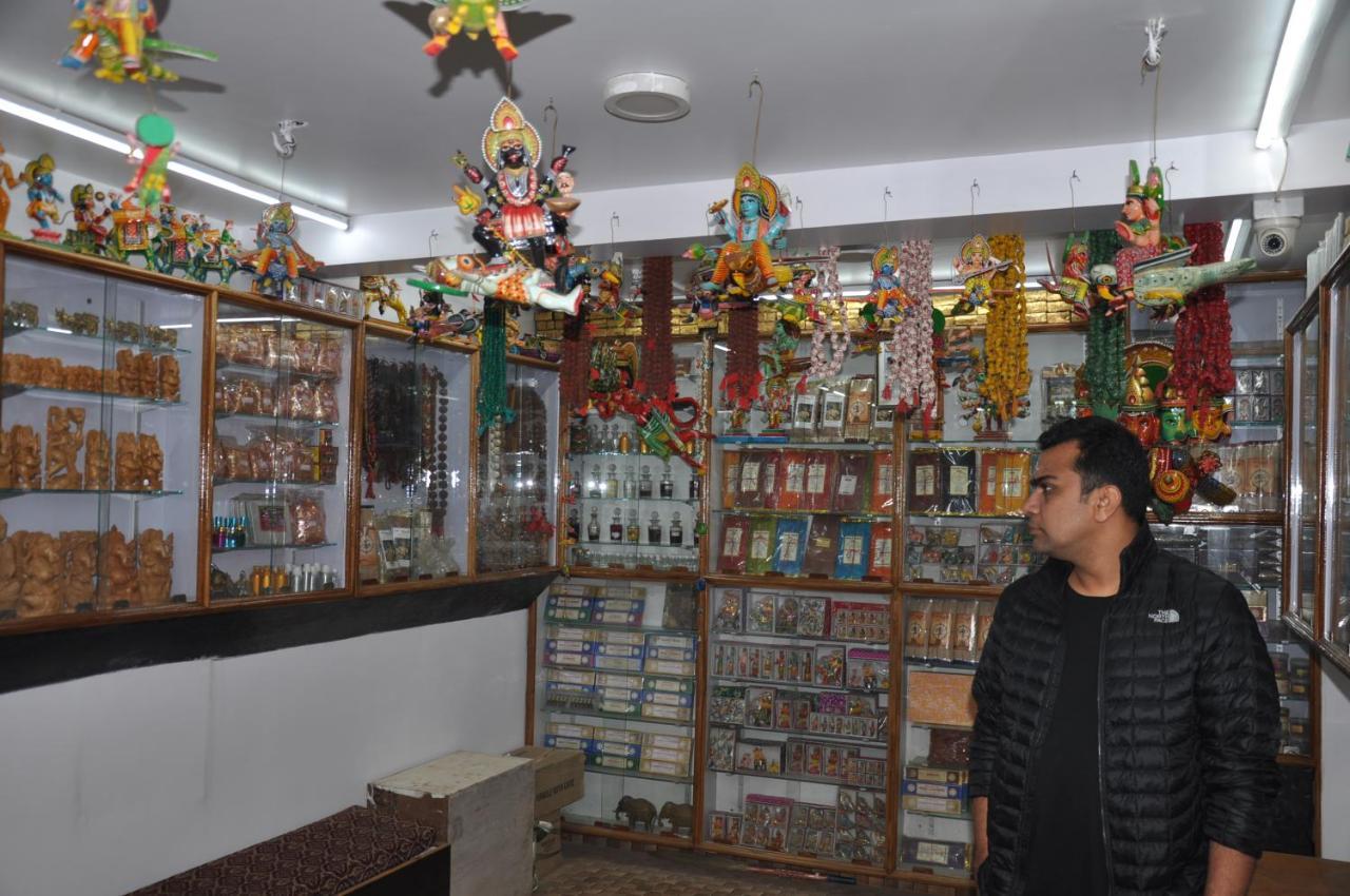 Ganga Fuji Home Varanasi Exteriör bild