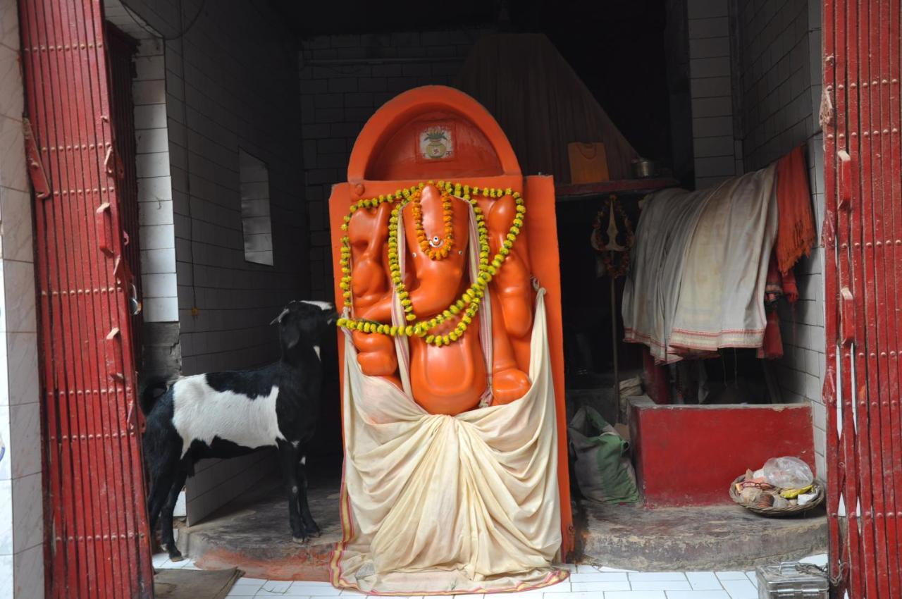 Ganga Fuji Home Varanasi Exteriör bild