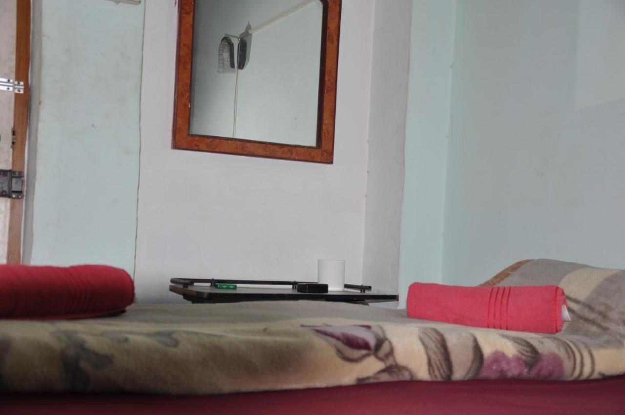 Ganga Fuji Home Varanasi Exteriör bild