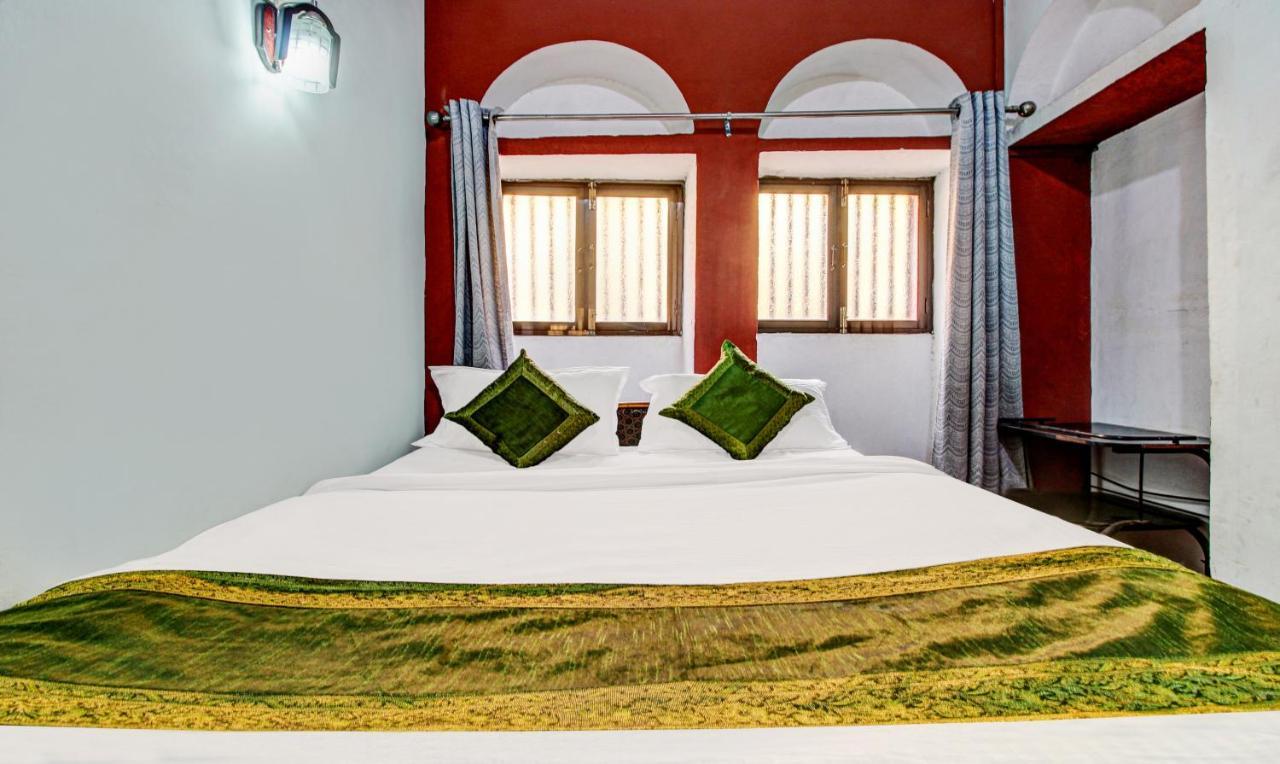 Ganga Fuji Home Varanasi Exteriör bild